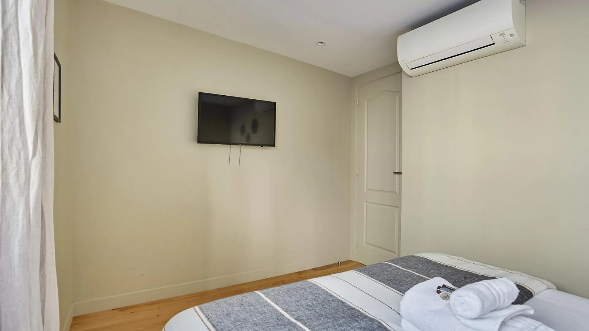 Appartement Center Of By Prestige Paris